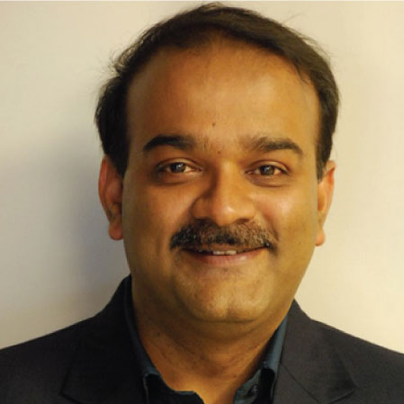importance-of-data-modernization-for-an-insurance-industry-fireside-chat-debashish-chatterjee-2-ds1